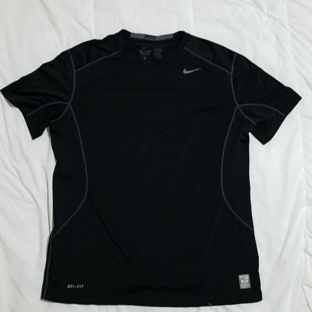 Nike Pro T-shirt
